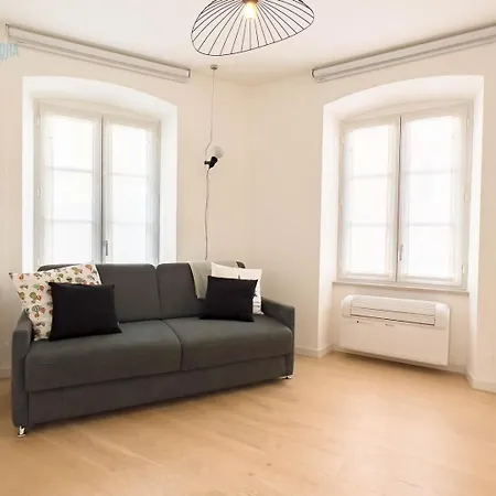 Corridoni 2b Tirabora Short Rent Daire Trieste