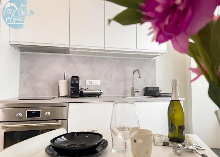 Apartment Corridoni 2b Tirabora Short Rent Trieste