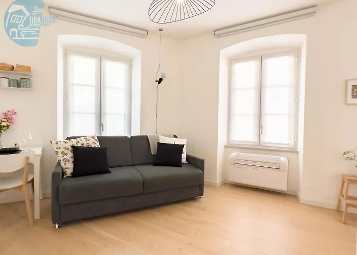 Corridoni 2b Tirabora Short Rent Apartment Trieste