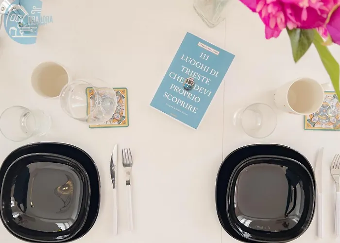 Corridoni 2b Tirabora Short Rent شقة